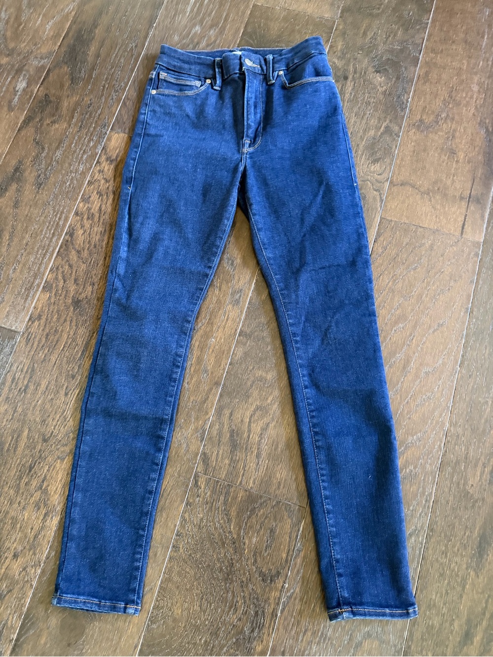 Good American Deep Indigo High-Rise Skinny Jeans. 27 inseam